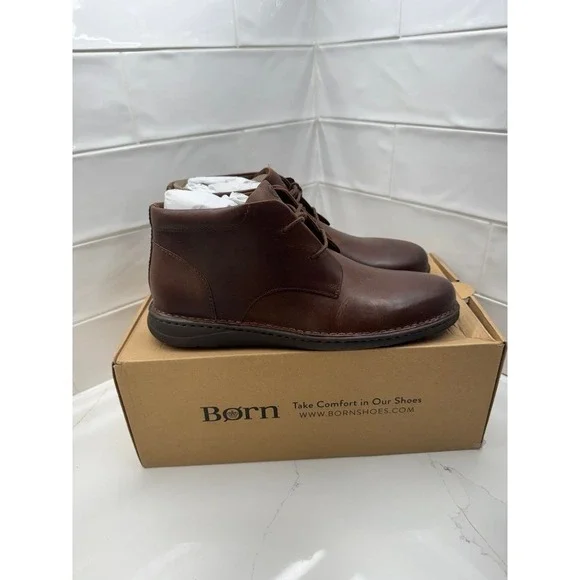 Born Theo Chukka Boot men's‎ 11